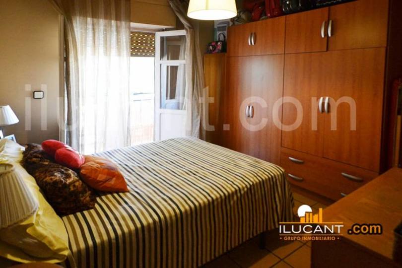 Alicante,Alicante,España,2 Bedrooms Bedrooms,1 BañoBathrooms,Pisos,12668