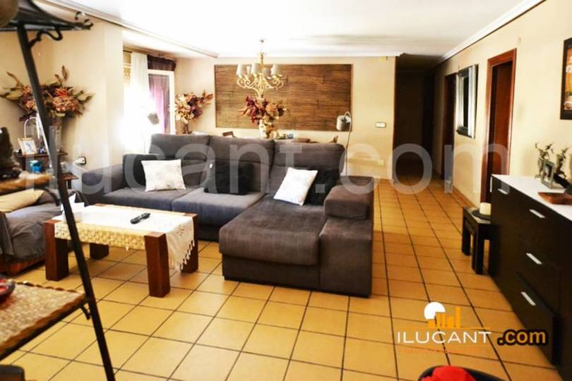 Alicante,Alicante,España,2 Bedrooms Bedrooms,1 BañoBathrooms,Pisos,12668