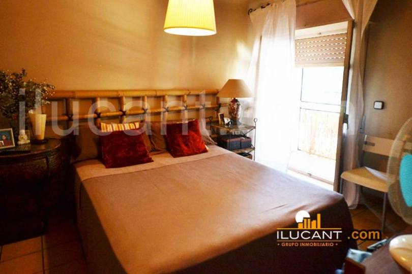 Alicante,Alicante,España,2 Bedrooms Bedrooms,1 BañoBathrooms,Pisos,12668