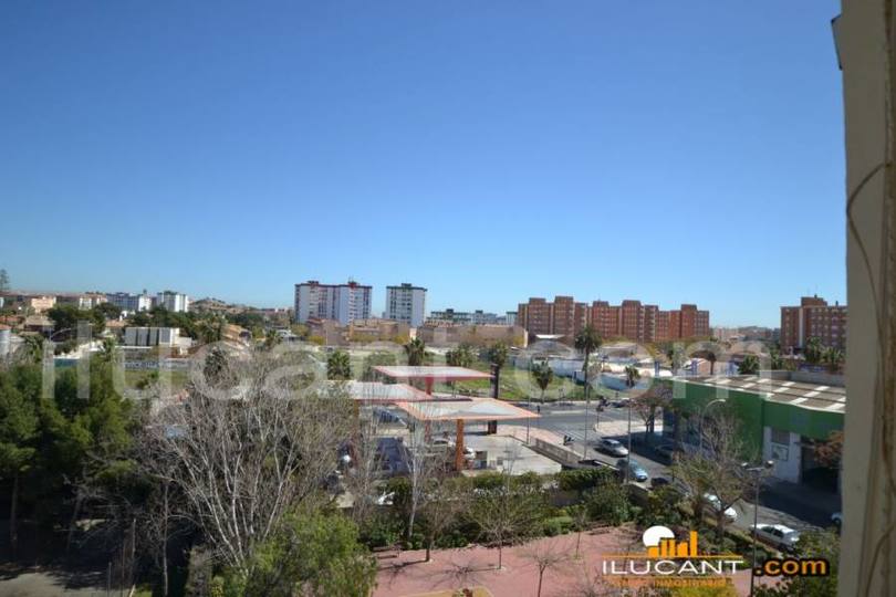 Alicante,Alicante,España,3 Bedrooms Bedrooms,1 BañoBathrooms,Pisos,12679