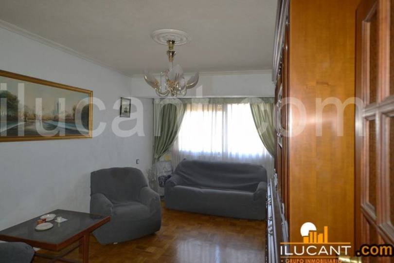 Alicante,Alicante,España,3 Bedrooms Bedrooms,1 BañoBathrooms,Pisos,12679