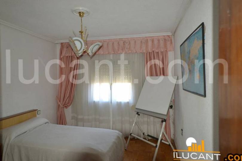Alicante,Alicante,España,3 Bedrooms Bedrooms,1 BañoBathrooms,Pisos,12679