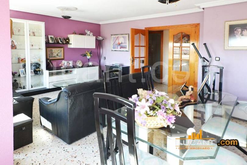 Alicante,Alicante,España,3 Bedrooms Bedrooms,2 BathroomsBathrooms,Pisos,12680