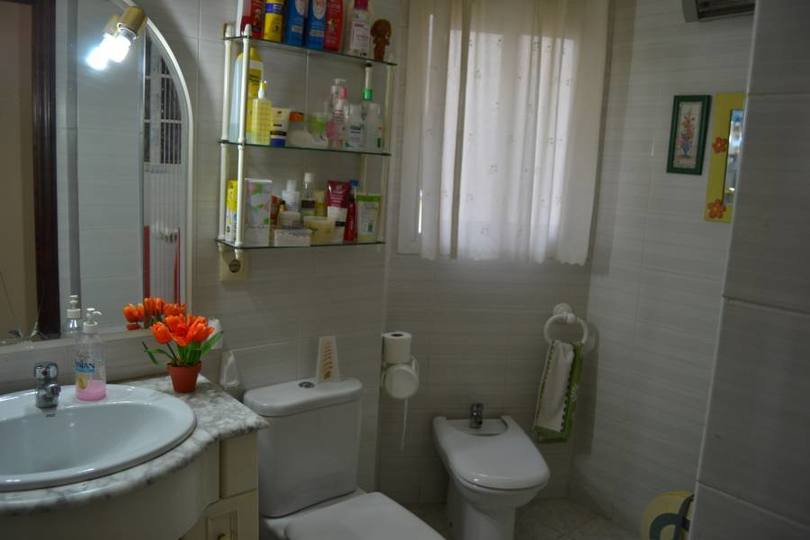 Alicante,Alicante,España,3 Bedrooms Bedrooms,2 BathroomsBathrooms,Pisos,12681