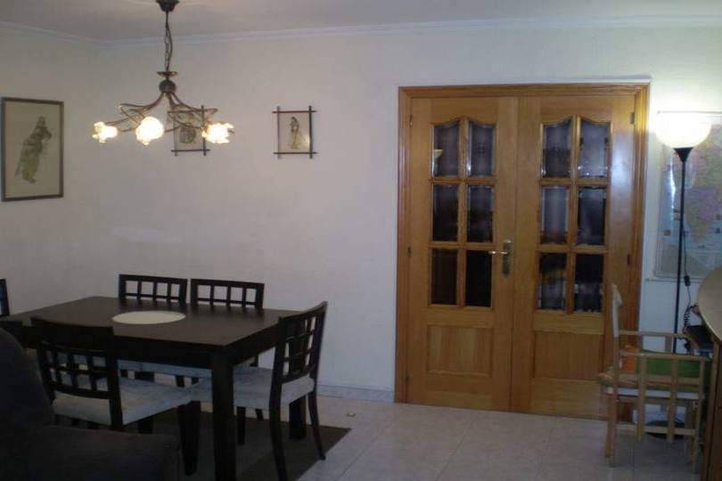 Alicante,Alicante,España,4 Bedrooms Bedrooms,1 BañoBathrooms,Pisos,12693