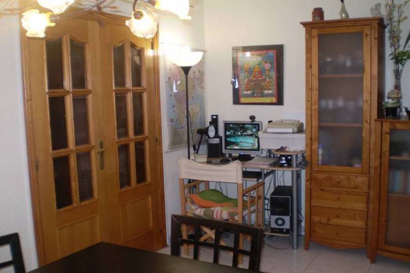 Alicante,Alicante,España,4 Bedrooms Bedrooms,1 BañoBathrooms,Pisos,12693