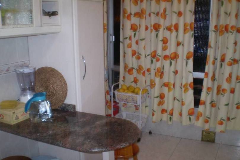 Alicante,Alicante,España,4 Bedrooms Bedrooms,1 BañoBathrooms,Pisos,12693