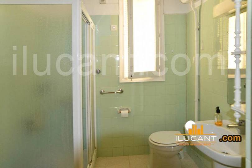 Alicante,Alicante,España,3 Bedrooms Bedrooms,1 BañoBathrooms,Pisos,12696