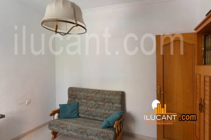 Alicante,Alicante,España,3 Bedrooms Bedrooms,1 BañoBathrooms,Pisos,12696