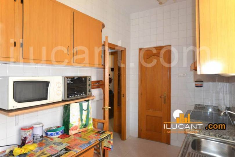 Alicante,Alicante,España,3 Bedrooms Bedrooms,1 BañoBathrooms,Pisos,12696