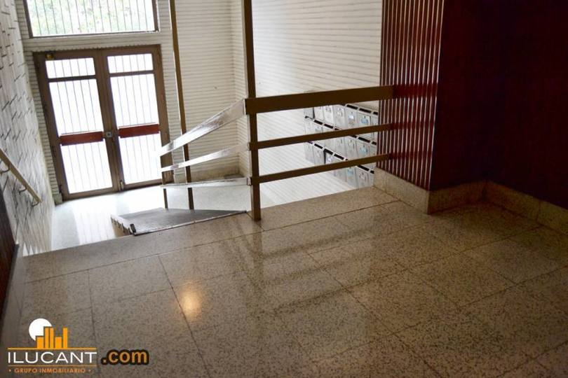 Alicante,Alicante,España,3 Bedrooms Bedrooms,1 BañoBathrooms,Pisos,12699