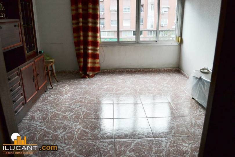 Alicante,Alicante,España,3 Bedrooms Bedrooms,1 BañoBathrooms,Pisos,12699