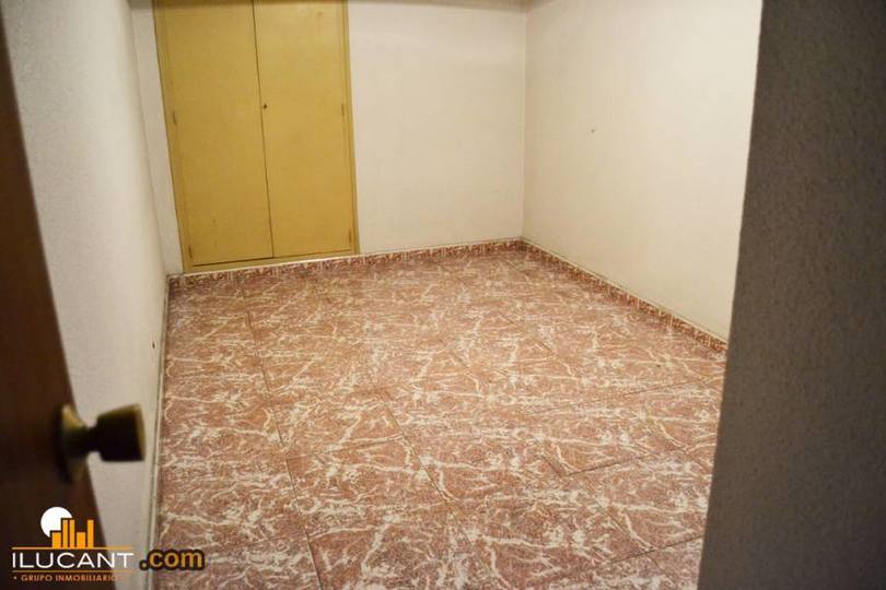 Alicante,Alicante,España,3 Bedrooms Bedrooms,1 BañoBathrooms,Pisos,12699