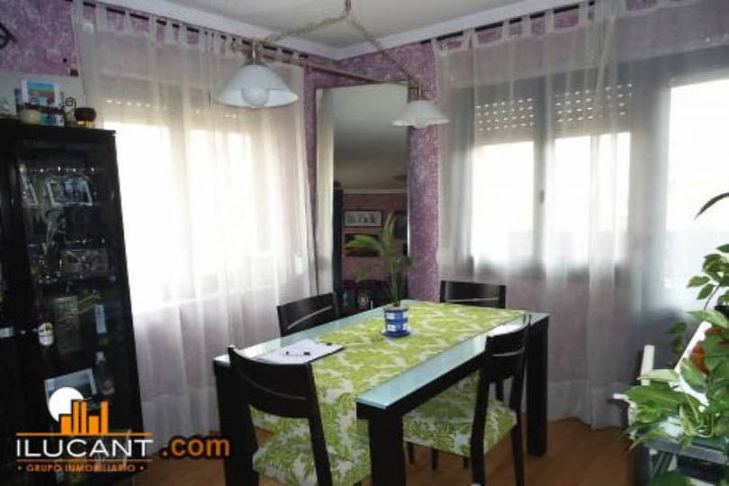 Alicante,Alicante,España,2 Bedrooms Bedrooms,1 BañoBathrooms,Pisos,12702