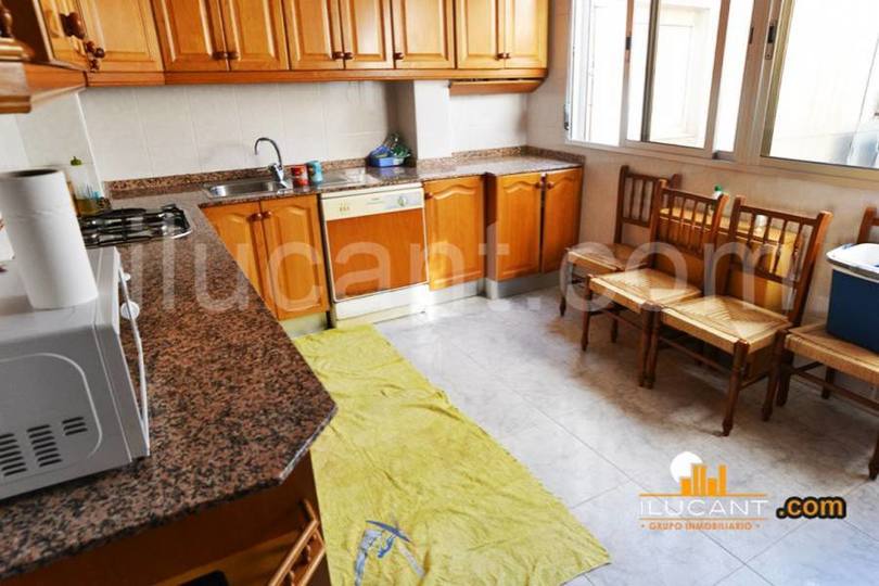 Alicante,Alicante,España,3 Bedrooms Bedrooms,1 BañoBathrooms,Pisos,12713