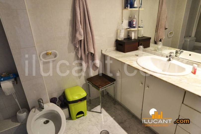 Alicante,Alicante,España,3 Bedrooms Bedrooms,1 BañoBathrooms,Pisos,12713