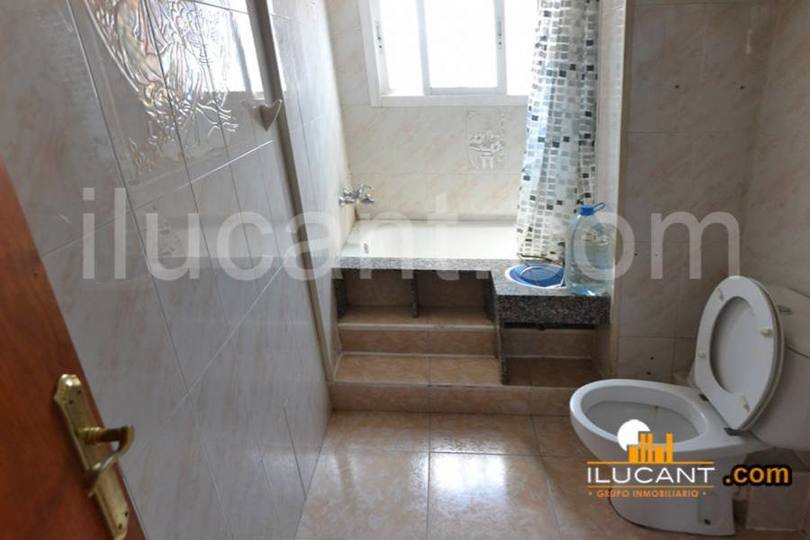 Alicante,Alicante,España,3 Bedrooms Bedrooms,1 BañoBathrooms,Pisos,12714