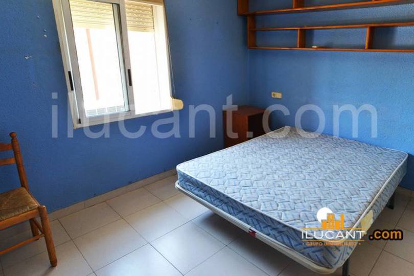 Alicante,Alicante,España,3 Bedrooms Bedrooms,1 BañoBathrooms,Pisos,12714