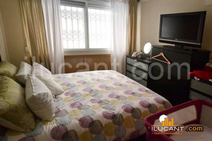 Alicante,Alicante,España,2 Bedrooms Bedrooms,1 BañoBathrooms,Pisos,12717