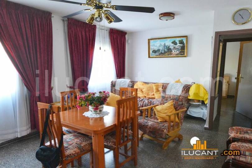 Alicante,Alicante,España,3 Bedrooms Bedrooms,1 BañoBathrooms,Pisos,12721