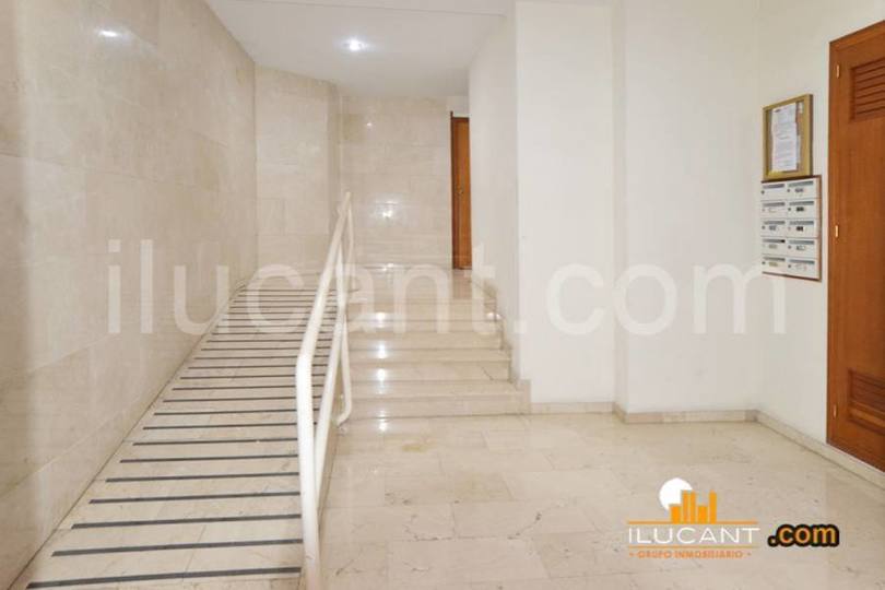 Alicante,Alicante,España,3 Bedrooms Bedrooms,2 BathroomsBathrooms,Pisos,12723