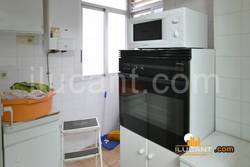 Alicante,Alicante,España,3 Bedrooms Bedrooms,2 BathroomsBathrooms,Pisos,12723