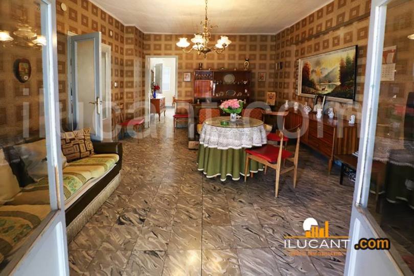 Alicante,Alicante,España,3 Bedrooms Bedrooms,1 BañoBathrooms,Pisos,12728