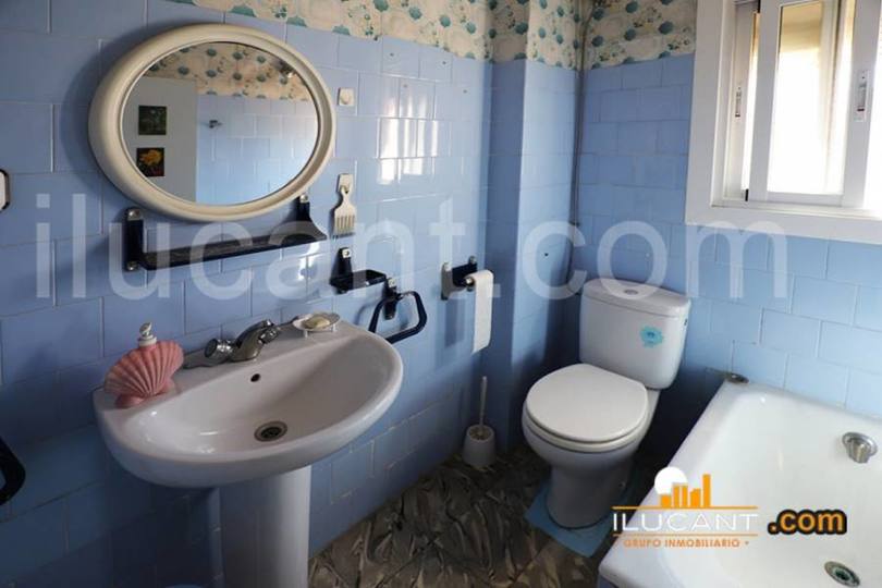 Alicante,Alicante,España,3 Bedrooms Bedrooms,1 BañoBathrooms,Pisos,12728