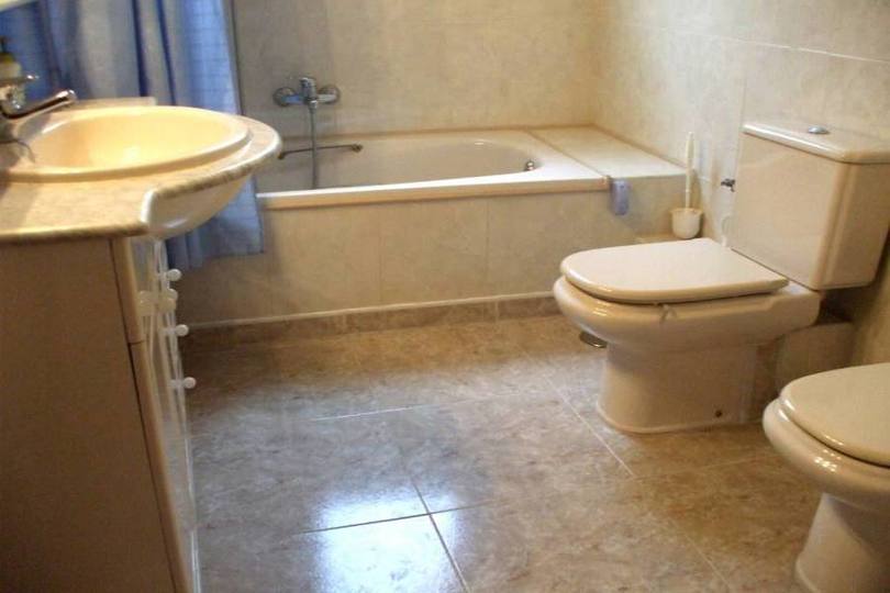 Alicante,Alicante,España,3 Bedrooms Bedrooms,2 BathroomsBathrooms,Pisos,12729