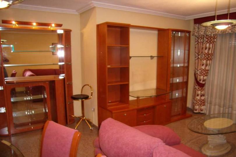Alicante,Alicante,España,4 Bedrooms Bedrooms,2 BathroomsBathrooms,Pisos,12731