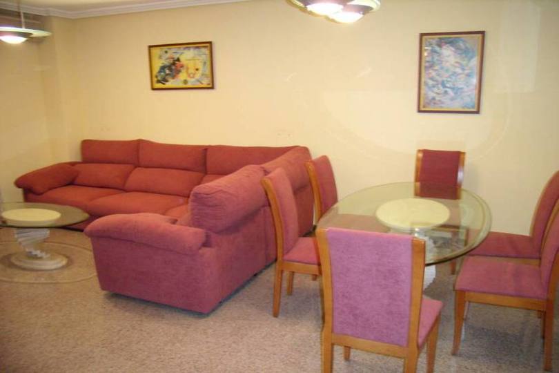 Alicante,Alicante,España,4 Bedrooms Bedrooms,2 BathroomsBathrooms,Pisos,12731