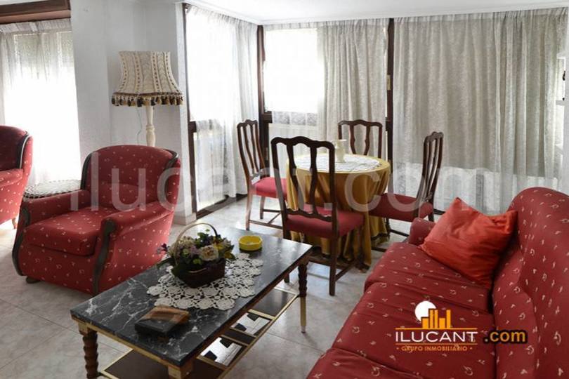 Alicante,Alicante,España,3 Bedrooms Bedrooms,2 BathroomsBathrooms,Pisos,12732