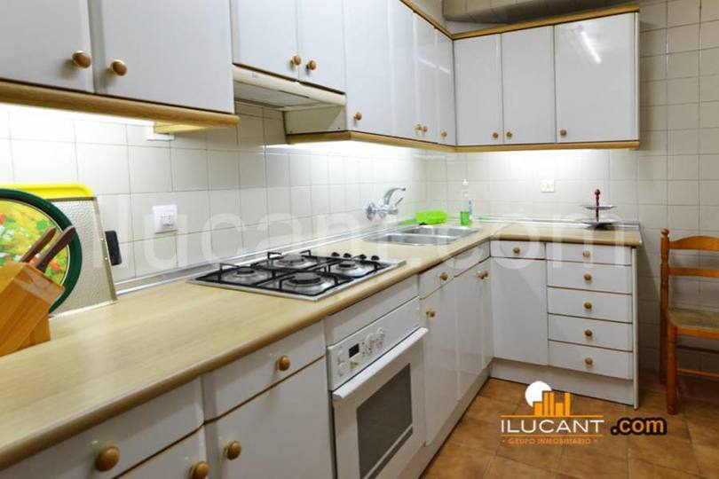 Alicante,Alicante,España,3 Bedrooms Bedrooms,2 BathroomsBathrooms,Pisos,12732