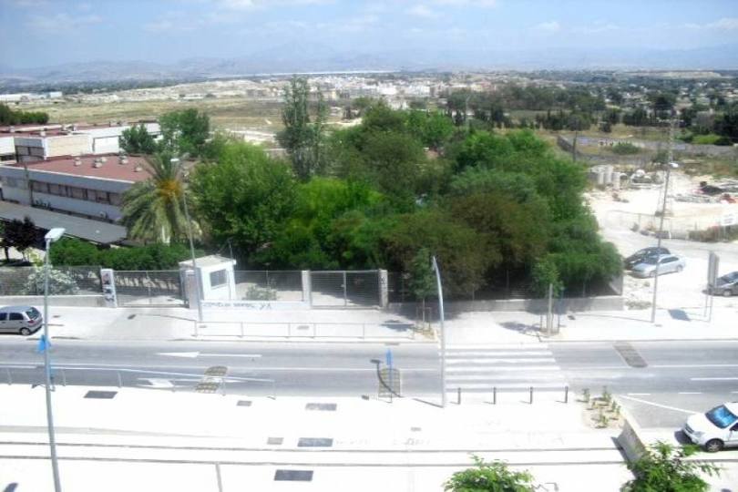 Alicante,Alicante,España,3 Bedrooms Bedrooms,1 BañoBathrooms,Pisos,12734