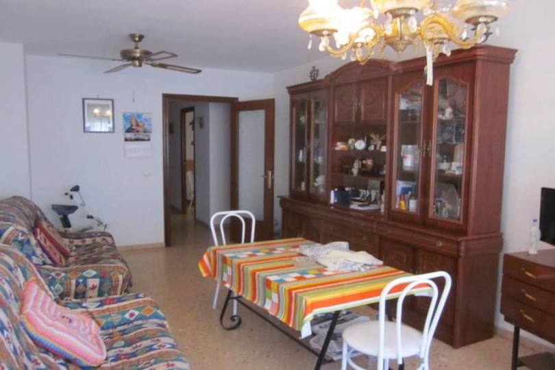 Alicante,Alicante,España,4 Bedrooms Bedrooms,2 BathroomsBathrooms,Pisos,12742