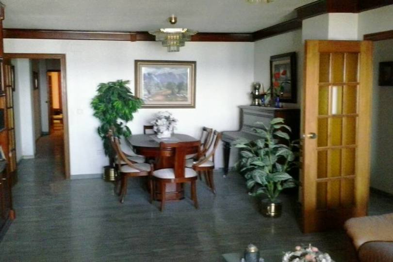 Benidorm,Alicante,España,4 Bedrooms Bedrooms,2 BathroomsBathrooms,Pisos,12764