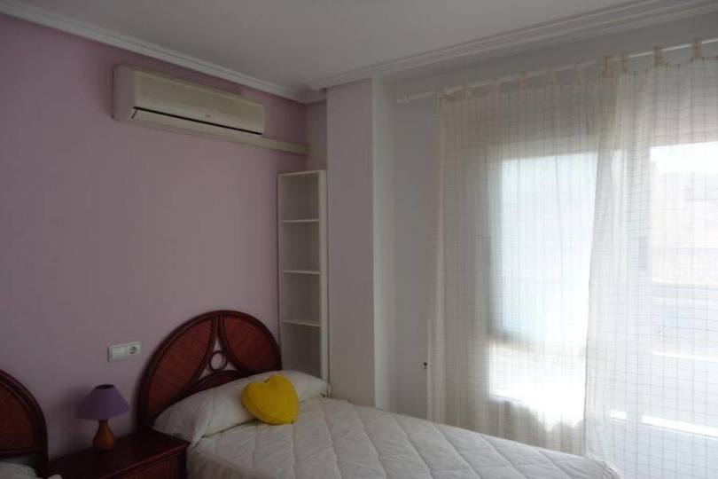 Guardamar del Segura,Alicante,España,2 Habitaciones Habitaciones,1 BañoBaños,Apartamentos,2099