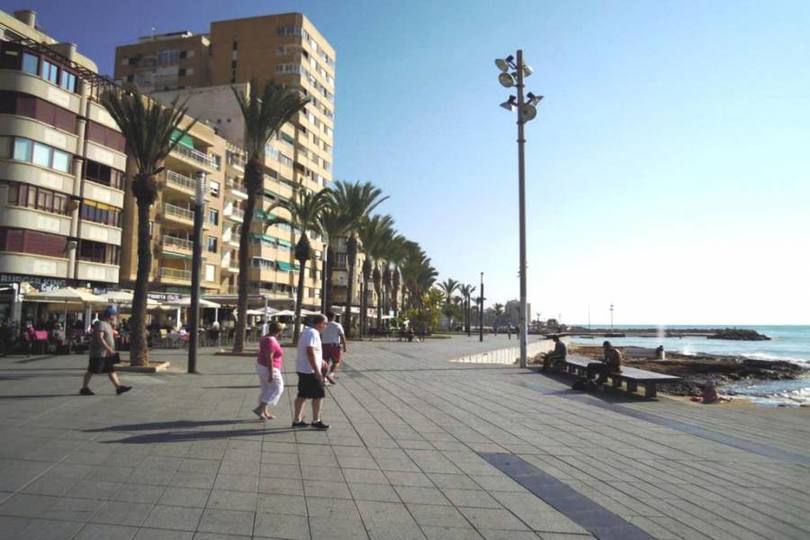 Torrevieja,Alicante,España,3 Habitaciones Habitaciones,2 BañosBaños,Apartamentos,2103