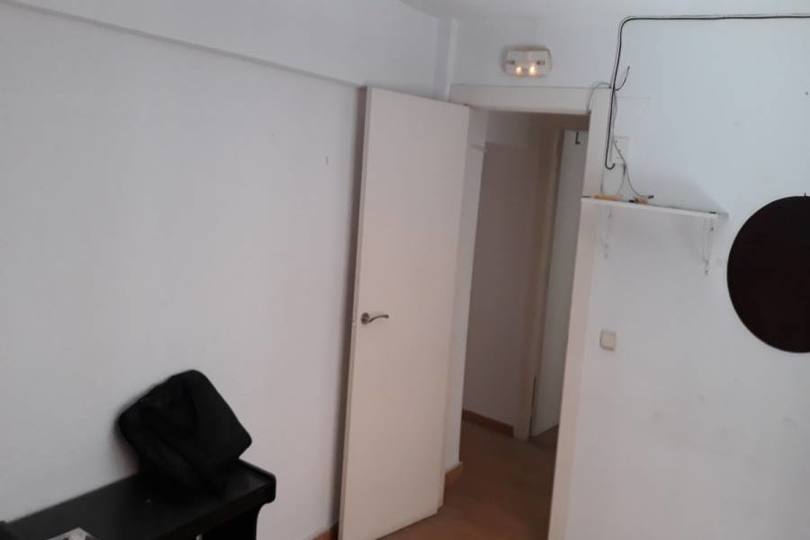 Alicante,Alicante,España,5 Bedrooms Bedrooms,1 BañoBathrooms,Pisos,13852