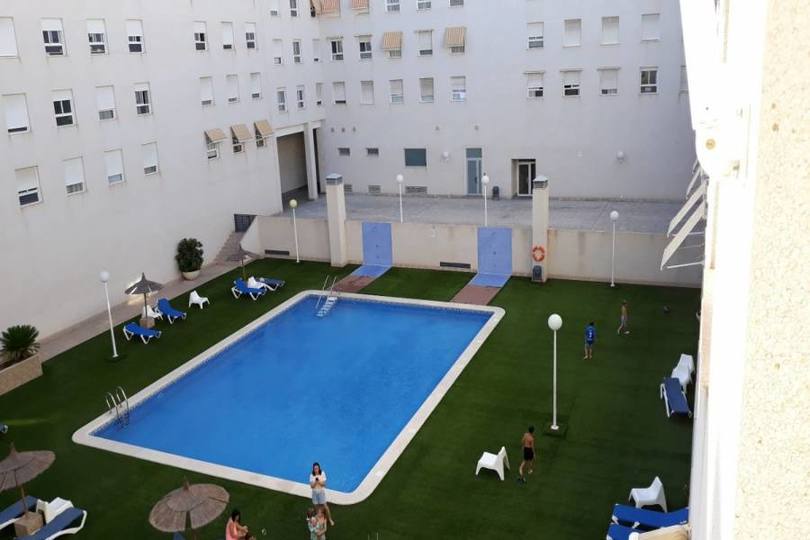 Alicante,Alicante,España,2 Bedrooms Bedrooms,1 BañoBathrooms,Pisos,13853