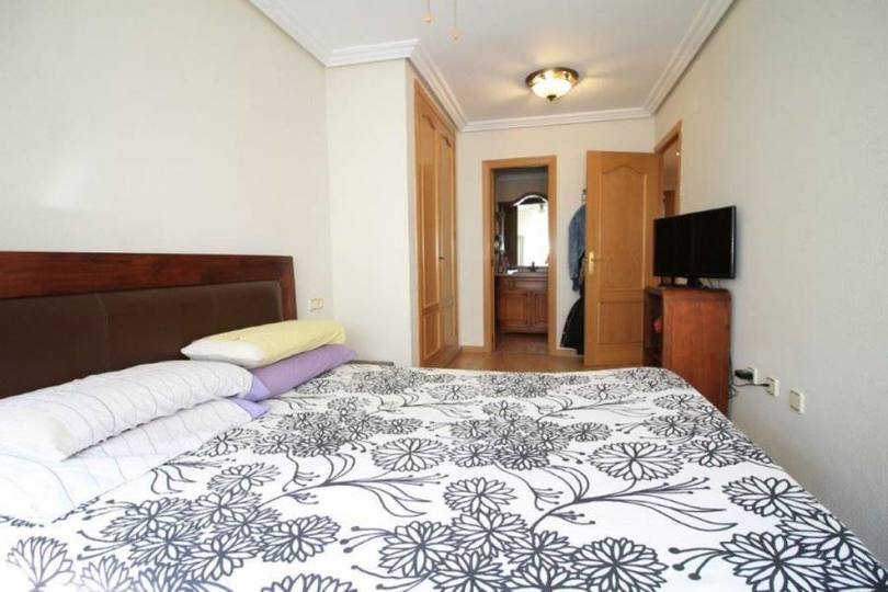 Alicante,Alicante,España,4 Bedrooms Bedrooms,2 BathroomsBathrooms,Pisos,13856