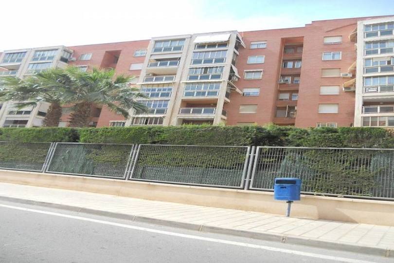 Alicante,Alicante,España,3 Bedrooms Bedrooms,2 BathroomsBathrooms,Pisos,13858