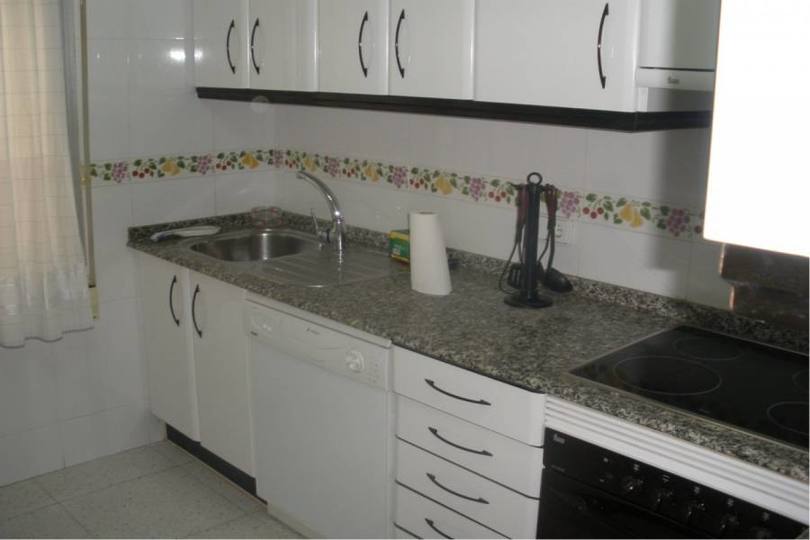 Alicante,Alicante,España,4 Bedrooms Bedrooms,1 BañoBathrooms,Pisos,13862