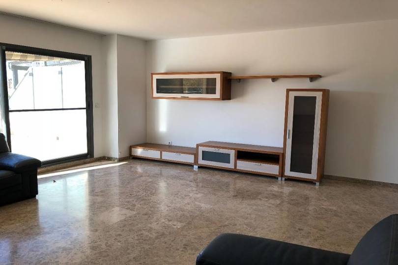 Alicante,Alicante,España,3 Bedrooms Bedrooms,2 BathroomsBathrooms,Pisos,13866
