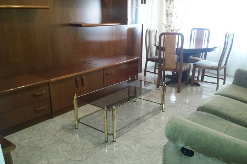 Alicante,Alicante,España,4 Bedrooms Bedrooms,1 BañoBathrooms,Pisos,13867