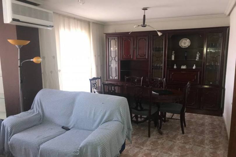 Alicante,Alicante,España,3 Bedrooms Bedrooms,2 BathroomsBathrooms,Pisos,13896