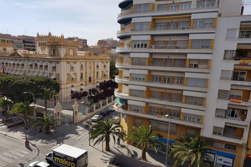 Alicante,Alicante,España,3 Bedrooms Bedrooms,1 BañoBathrooms,Pisos,13900