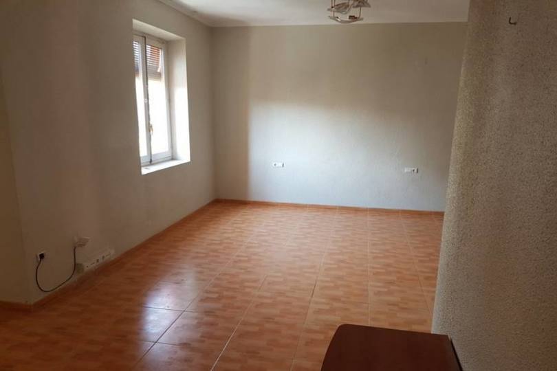 Alicante,Alicante,España,3 Bedrooms Bedrooms,1 BañoBathrooms,Pisos,13900