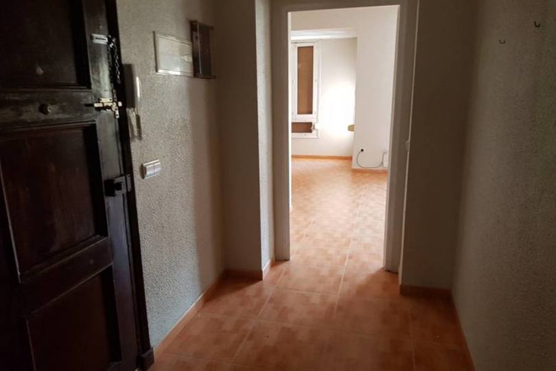 Alicante,Alicante,España,3 Bedrooms Bedrooms,1 BañoBathrooms,Pisos,13900