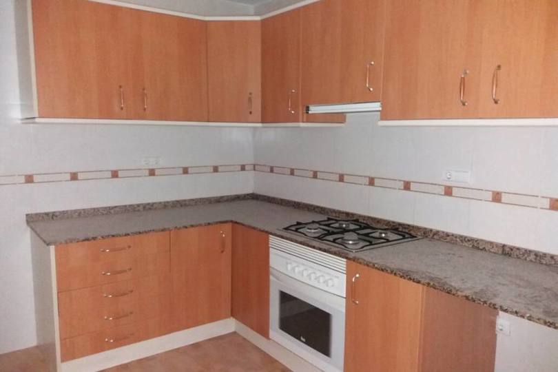 Alicante,Alicante,España,4 Bedrooms Bedrooms,1 BañoBathrooms,Pisos,13904